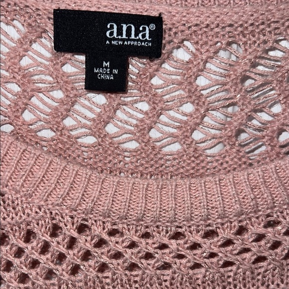 Dusty Pink gold sparkles Crochet Sweater - Picture 3 of 5